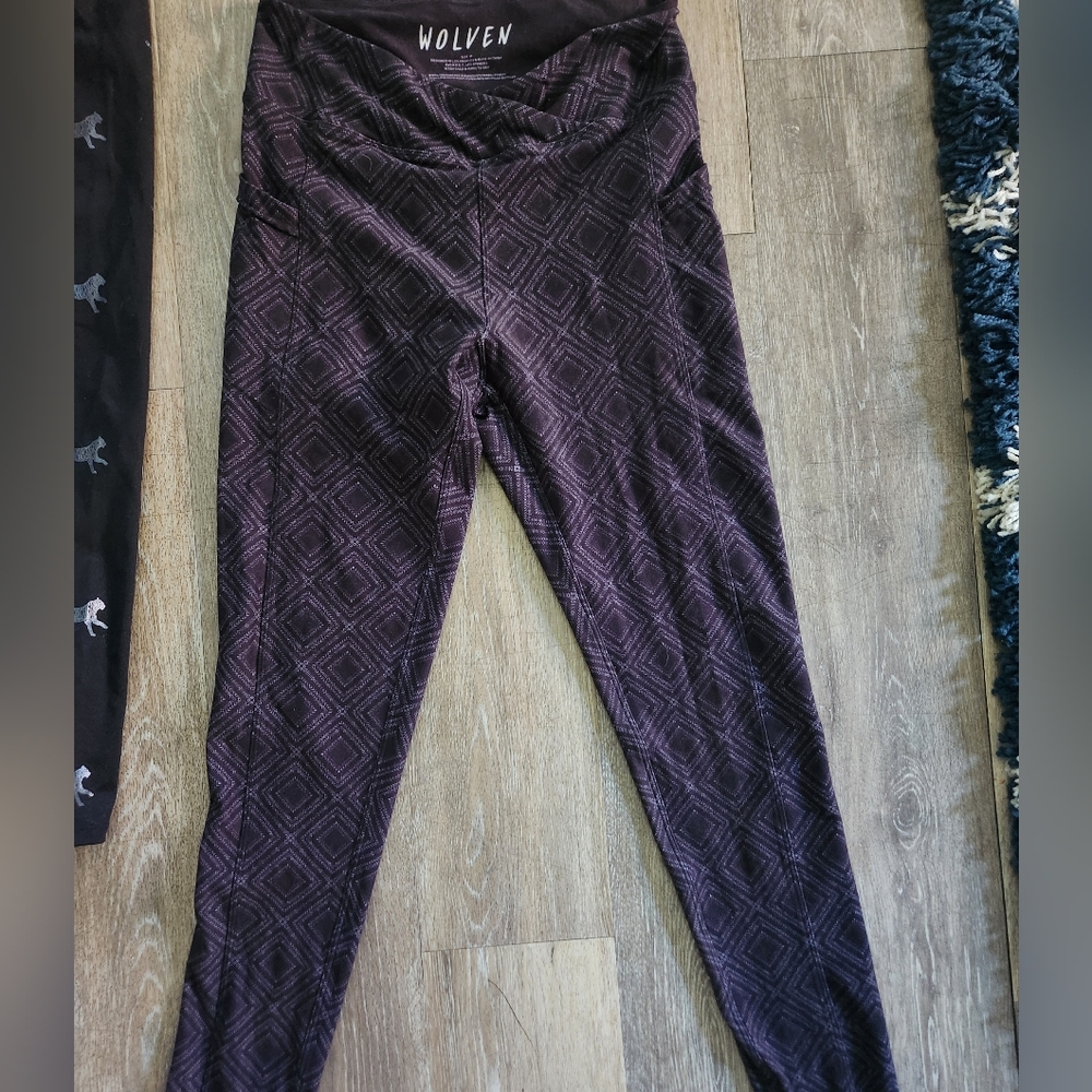 WOLVEN brand leggings, size M